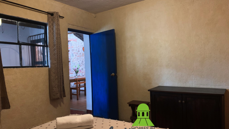 CR033 00018 CR033 00018